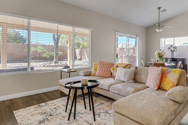 Foto del edificio - 1651 Crystal Downs Ave