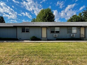 Building Photo - 4802 Bonnie Ln