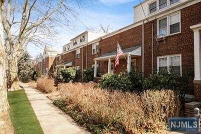 Primary Photo - 362 Shaler Blvd