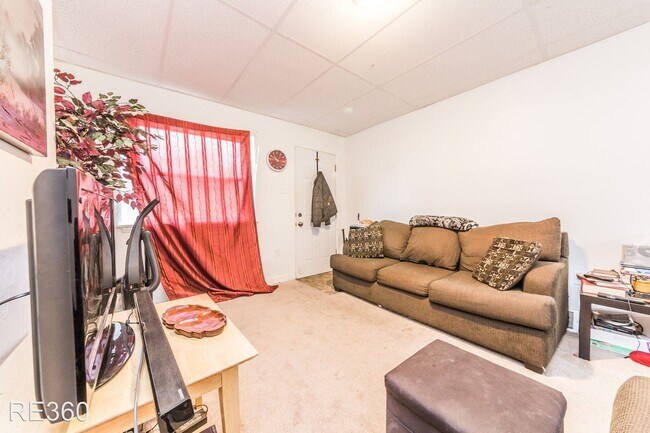 Building Photo - 2 br, 1 bath House - 612 Ceres Allentown