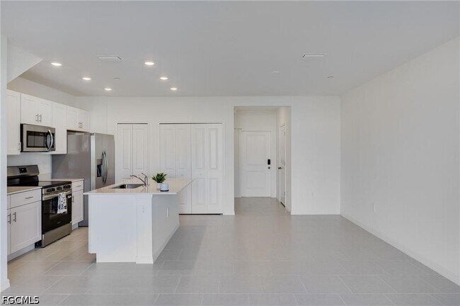 Foto del edificio - 4243 Caterina Ct