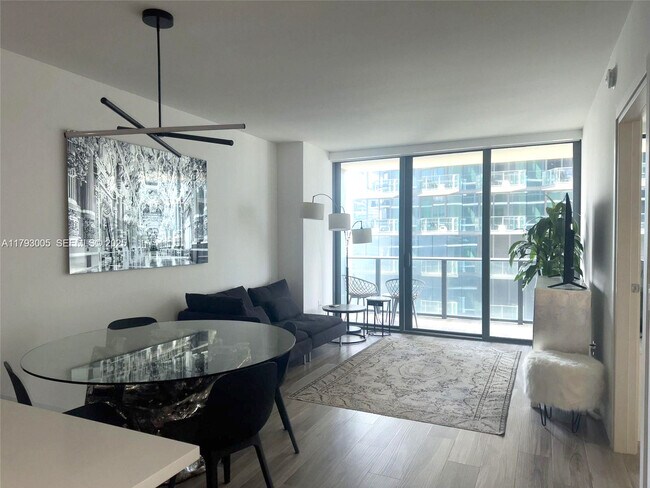 Foto del edificio - 801 S Miami Ave