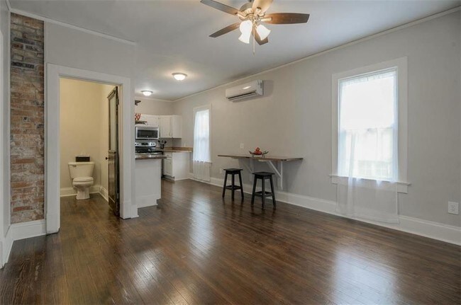 Building Photo - 4120 Clark Ave