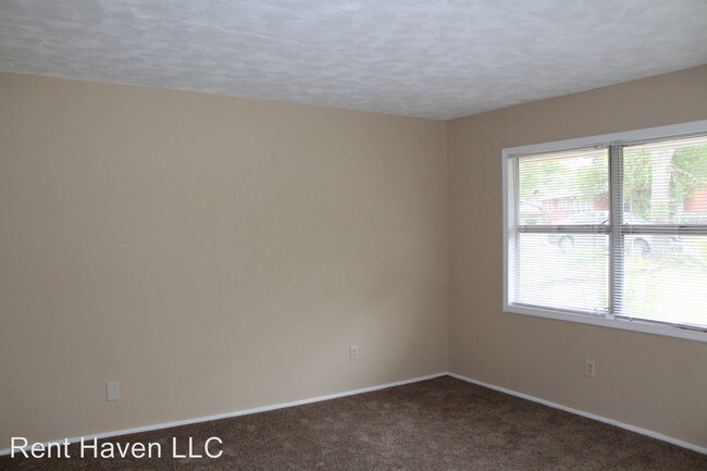 Building Photo - 3824 Hearn Dr