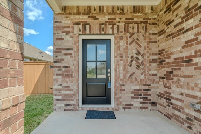 Building Photo - 10323 Birch Peak Dr