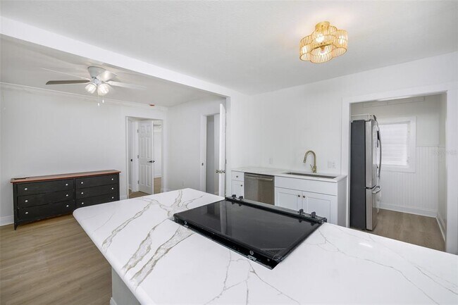 Foto del edificio - 618 7th Ave N