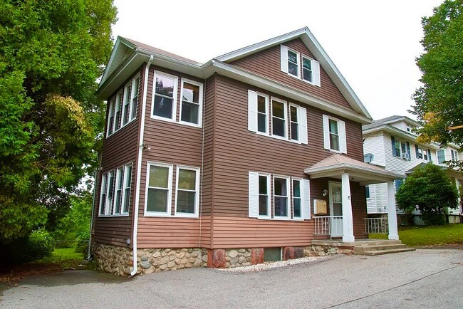 Building Photo - 87 Whitmarsh Ave