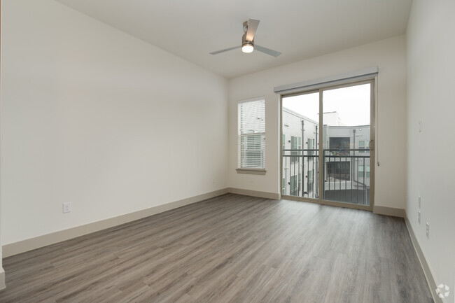 1BA, 1BR -720SF | Freesia Terrace - MAGNOLIA ON OAK STREET