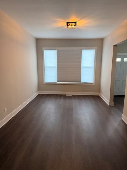 Foto del edificio - 3823 W Wabansia Ave