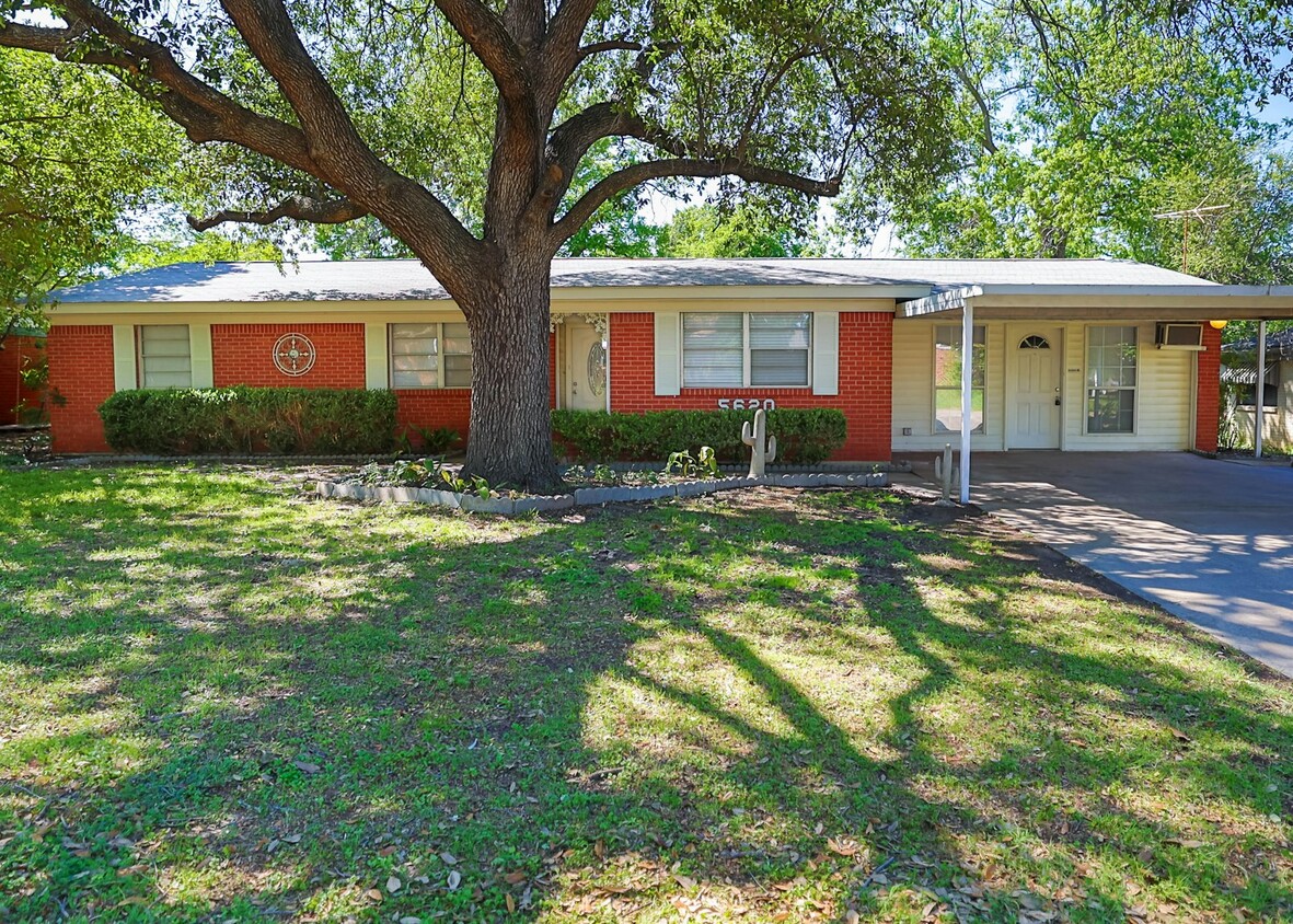 Primary Photo - 5620 Wales Ave