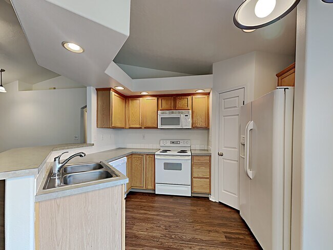 Foto del edificio - 802 NW 9th Pl