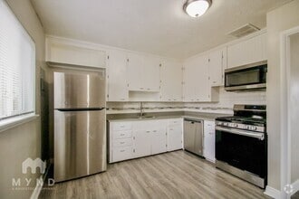 Building Photo - 5011 Pieper Blvd
