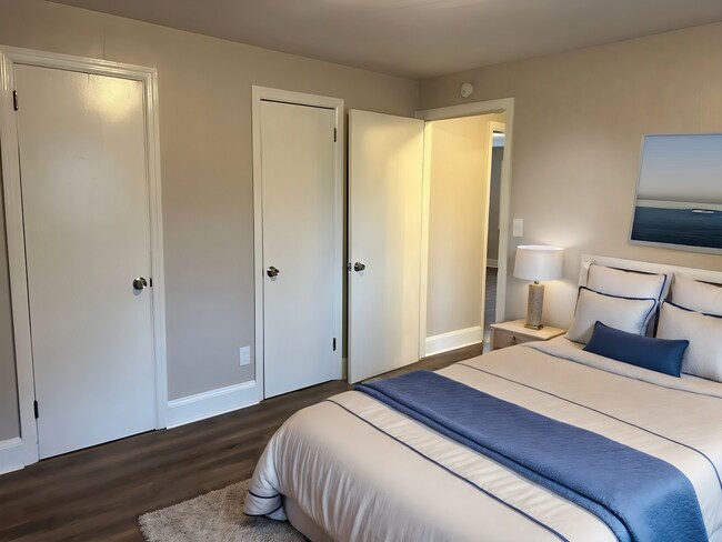 Building Photo - Now Offering Rent Special on This Fully Re...