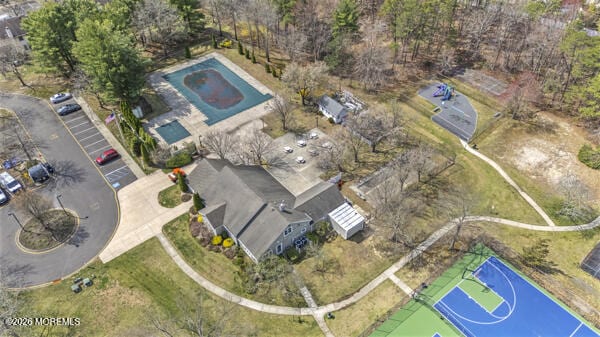 Building Photo - 805 Arlington Dr