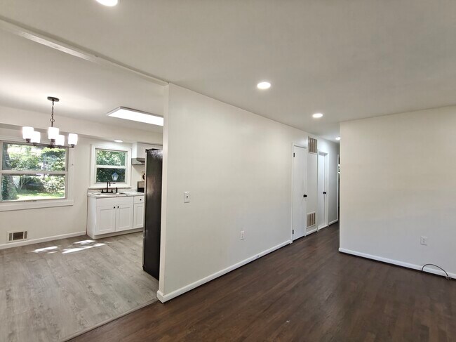 Foto del edificio - 20 N New Prospect Rd