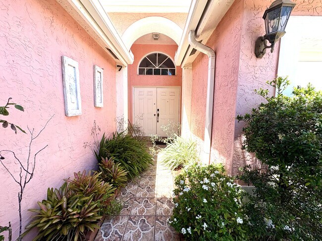 Building Photo - 3771 Newport Ave
