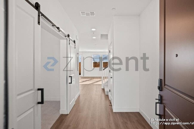 Building Photo - 412 Gold Coast Rd