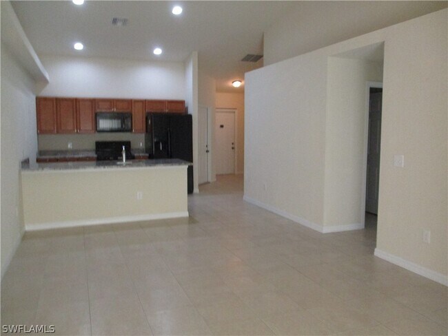 Foto del edificio - 4712 SE 4th Pl