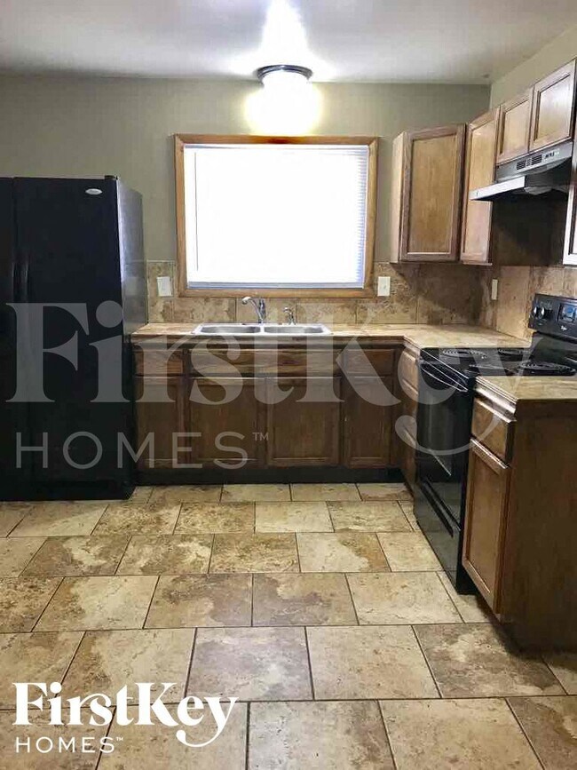 Foto del edificio - 8951 E 83rd St