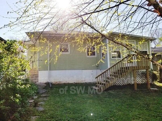 Foto del edificio - 1071 S Roanoke Ave