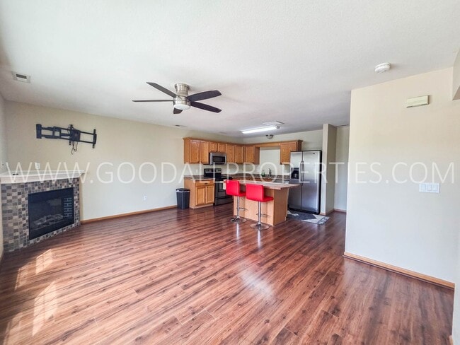 Foto del edificio - Beautiful 2BR Townhome in Ankeny – Great Location & Modern Features