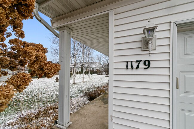 Foto del edificio - 1179 St Albert the Great Ct