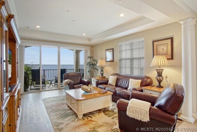 Foto del edificio - 3736 NE Indian River Dr