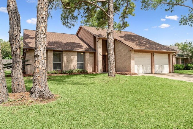 Building Photo - 7019 Yardley Dr