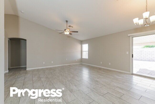 Building Photo - 1042 Juniper Ridge Ave