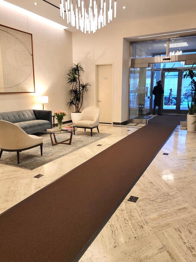 Foto del edificio - 159 W 53rd St