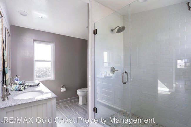 Foto del edificio - 4 br, 3.5 bath House - 128 Santa Ana Ave.