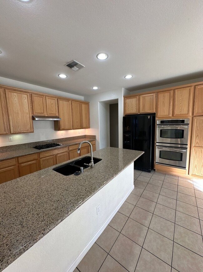 Building Photo - 480 Haleb Court Reno, NV 89521