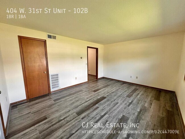 Building Photo - 404 W 31st St