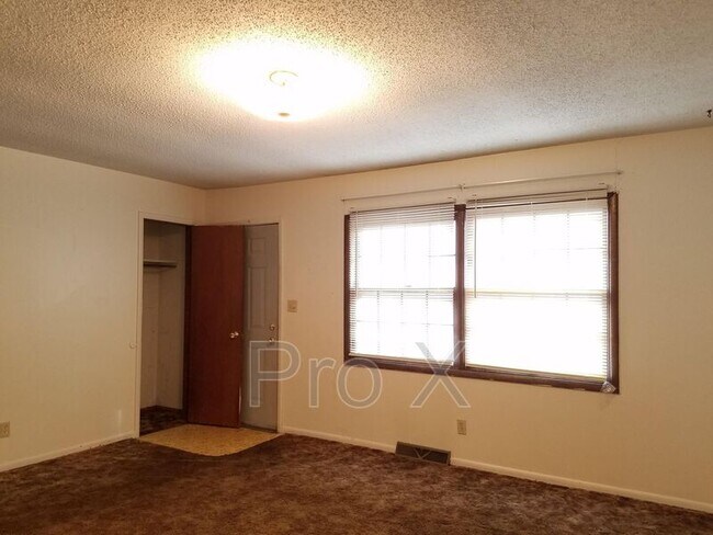 Foto del edificio - 707 E Quincy St