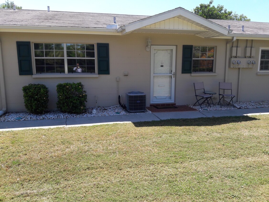 Primary Photo - 55+ SHORT TERM ONLY, 2/2 condo Sarasota