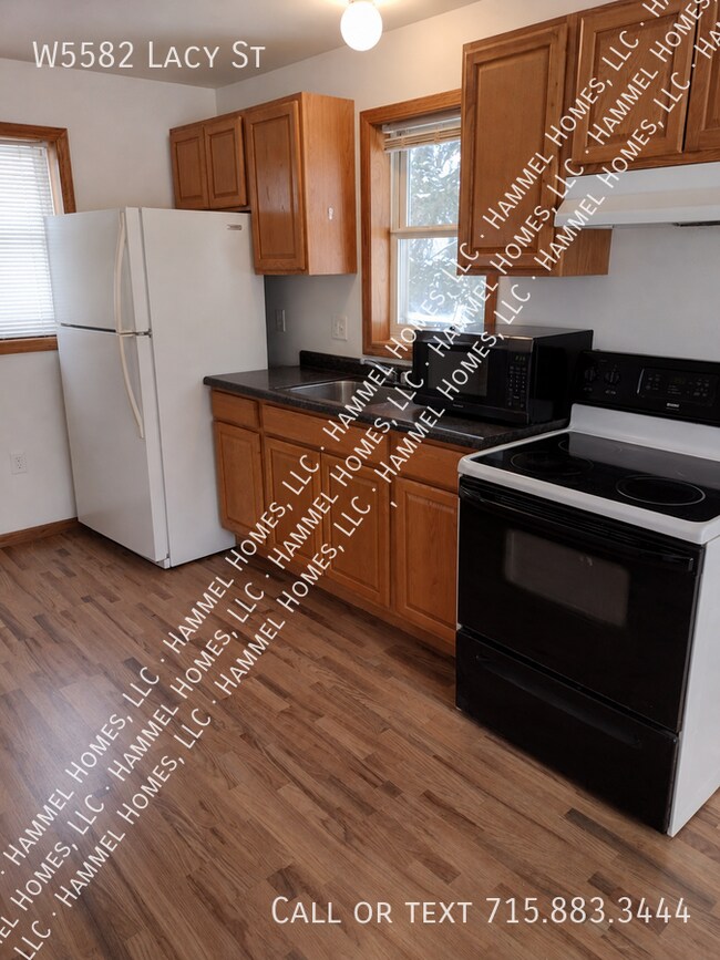 Foto del edificio - W5582 Lacy St
