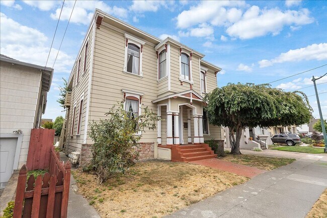 Foto del edificio - 3014 Encinal Ave