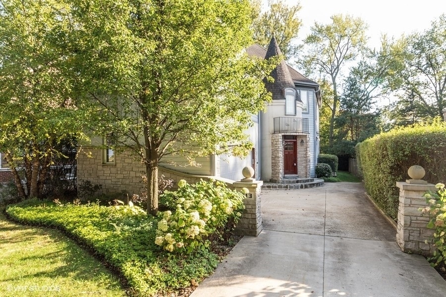 Primary Photo - 1113 Osterman Ave