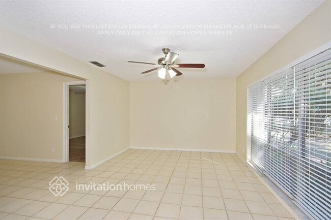 Foto del edificio - 1752 W Cheryl Dr