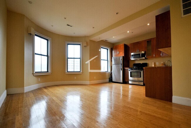 Building Photo - 9 Cortes St
