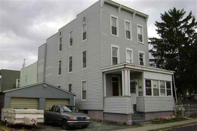 Primary Photo - 13 River St