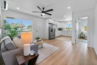 Building Photo - 403 Lokelau Pl