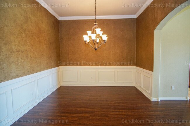 Building Photo - FOR LEASE | Broken Arrow | 3 Bed, 2 Bath H...