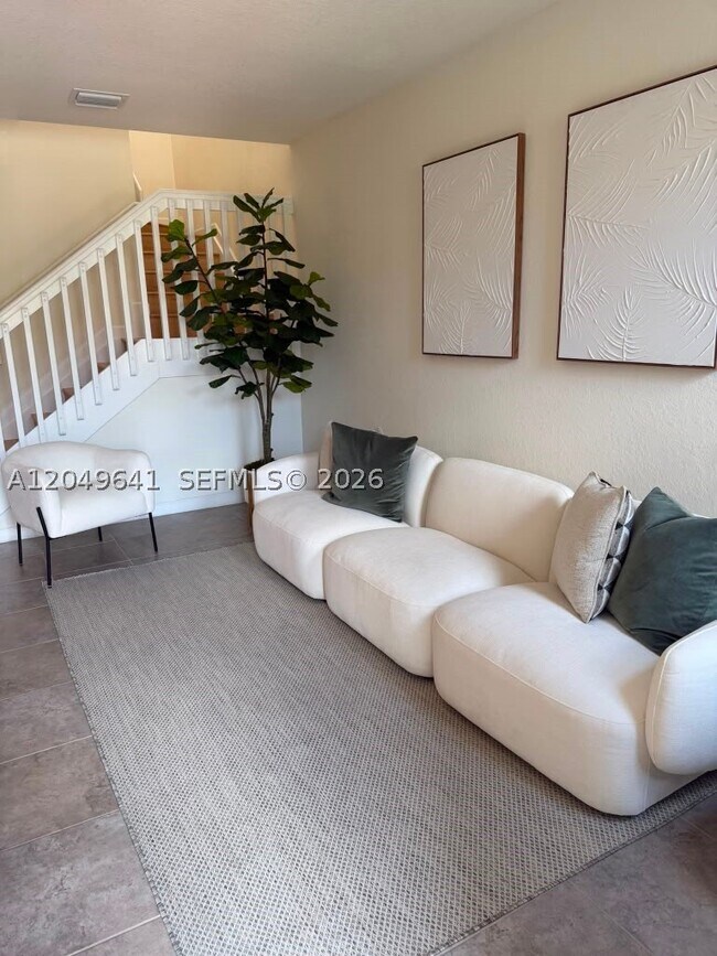 Foto del edificio - 3409 W 104th Terrace