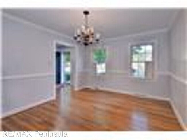 Building Photo - 4 br, 2.5 bath House - 136 Stage Road