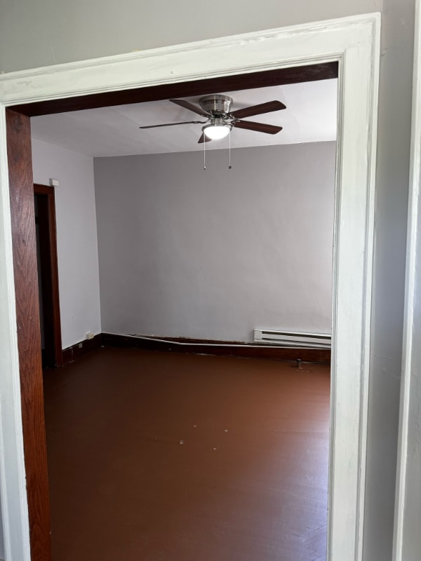 Photo - 314 E Chicago St House