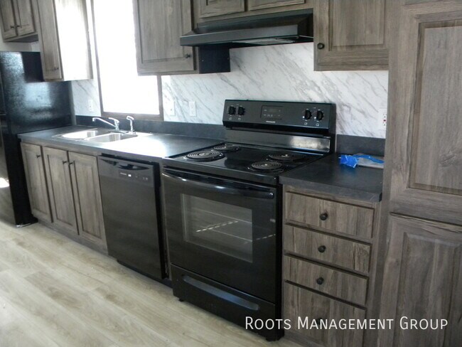 Building Photo - Home Available to Lease - Apply Today!