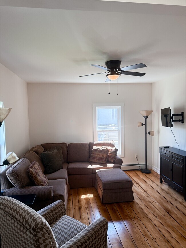 Foto del edificio - 1004 Main St