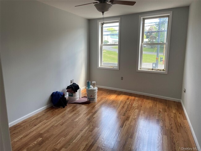 Building Photo - 2 N Main St