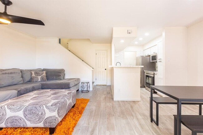Foto del edificio - 14600 Fonmeadow Dr
